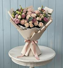 Букет цветов из:  Розы и Лизиантусы в Калиновском