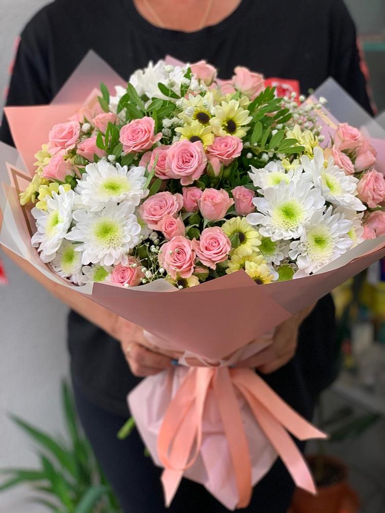 Букет цветов из: Розы и Хризантемы в Калиновском