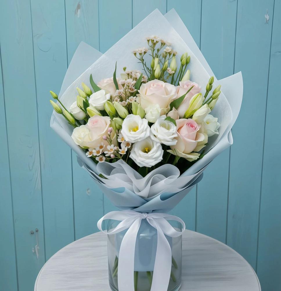 Букет цветов из: Розы и Лизиантусы в Калиновском