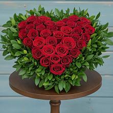 Цветочная композиция из Розы в виде сердца в Калиновском