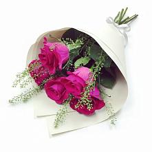 Букет цветов из:  Розы в Калиновском