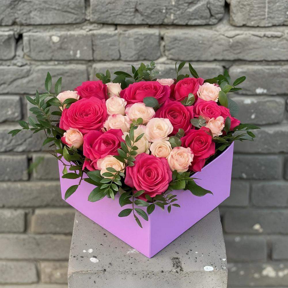 Цветочная композиция из Розы в коробке в Калиновском