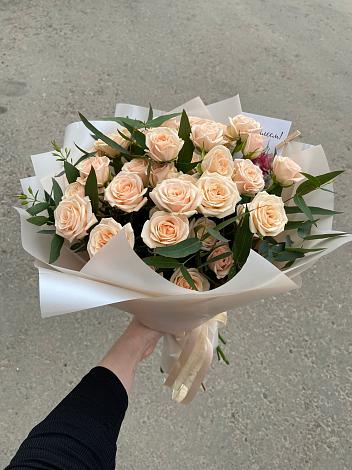 Букет Кремовые розы Латте в Калиновском