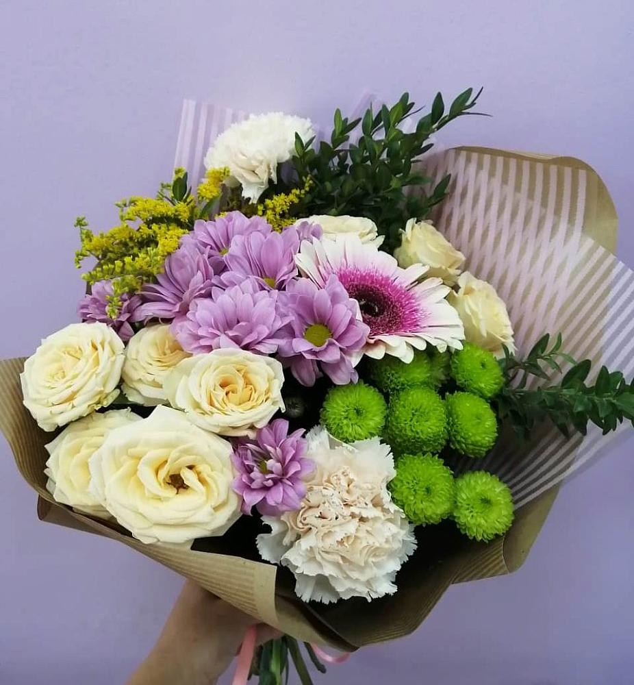 Букет цветов из: Хризантемы, Розы, Гвоздики и Герберы в Калиновском