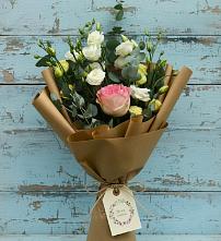 Букет цветов из:  Розы и Лизиантусы #REPLACE_PRED# Калиновском