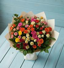 Букет Микс из разноцветных кустовых роз в Калиновском