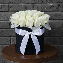 Цветочная композиция из Розы в шляпной коробке в Калиновском