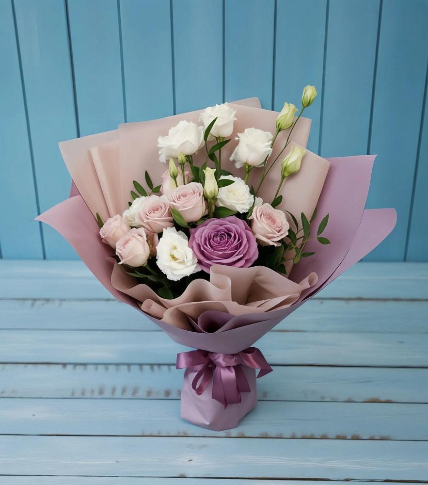 Букет цветов из: Розы и Лизиантусы в Калиновском